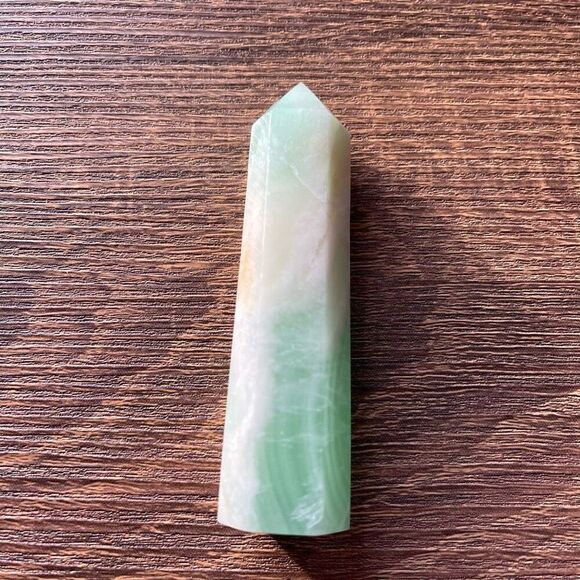 Caribbean calcite tower small banding standing point polished decor natural crys - Picture 4 of 7